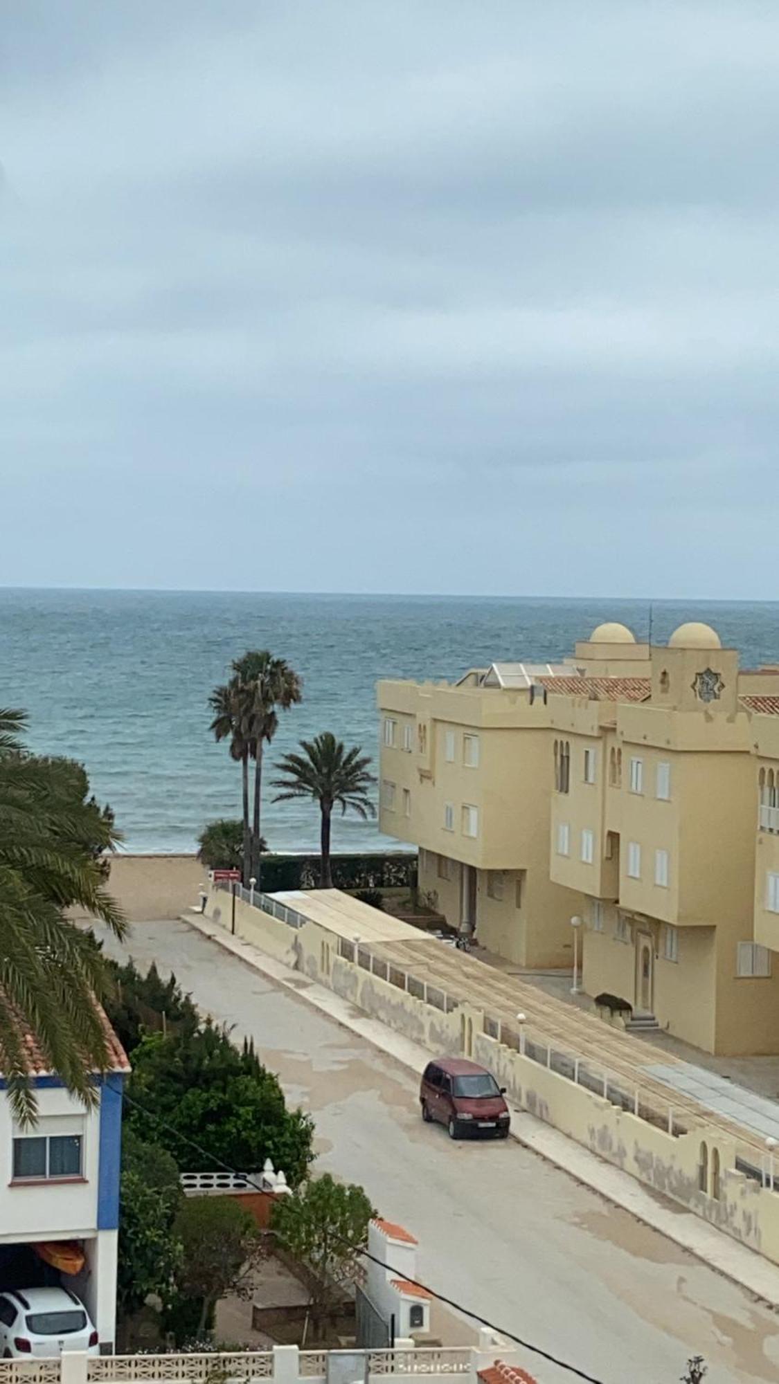 Vistas Al Mar Playa De Bovetes Apartment *